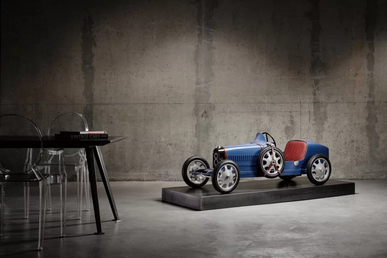 01 BUGATTI Pierre Henri T52
