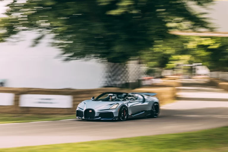 09 BUGATTI Goodwood FOS 24