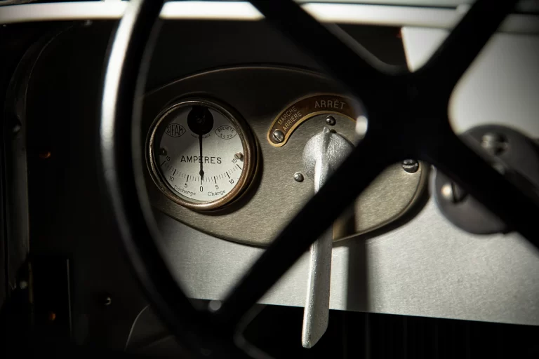 14 BUGATTI Pierre Henri T52