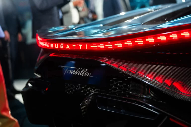 14 BUGATTI Tourbillon_World Premiere