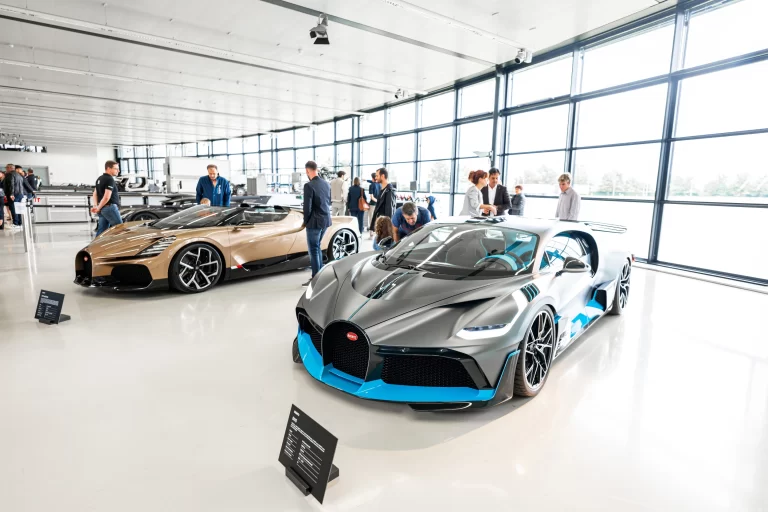 21 BUGATTI Tourbillon_World Premiere