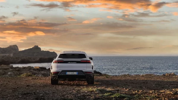 The Lamborghini Urus SE – the best of both worlds