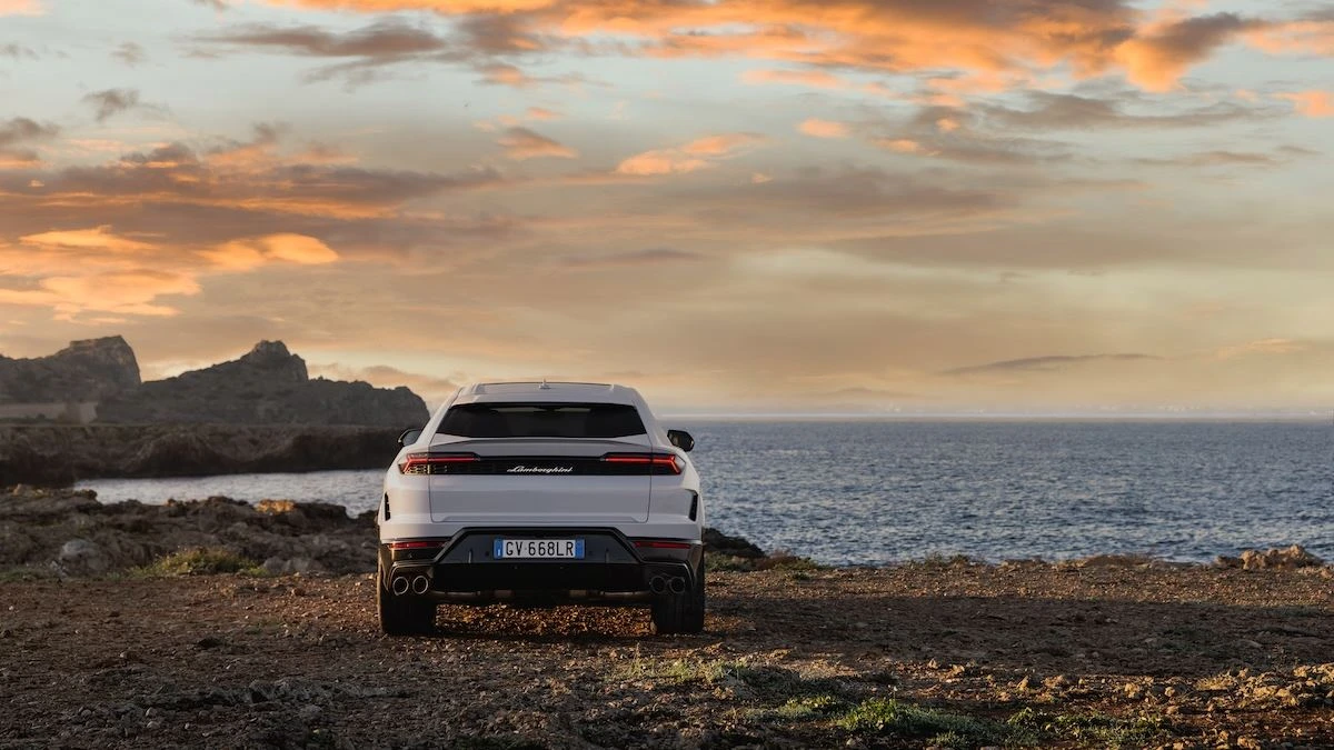 The Lamborghini Urus SE – the best of both worlds