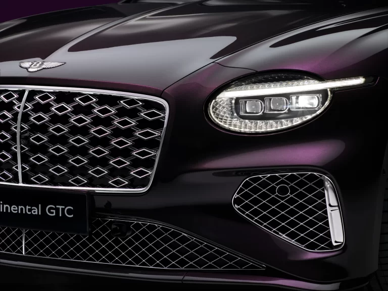 Continental GTC Mulliner - 3