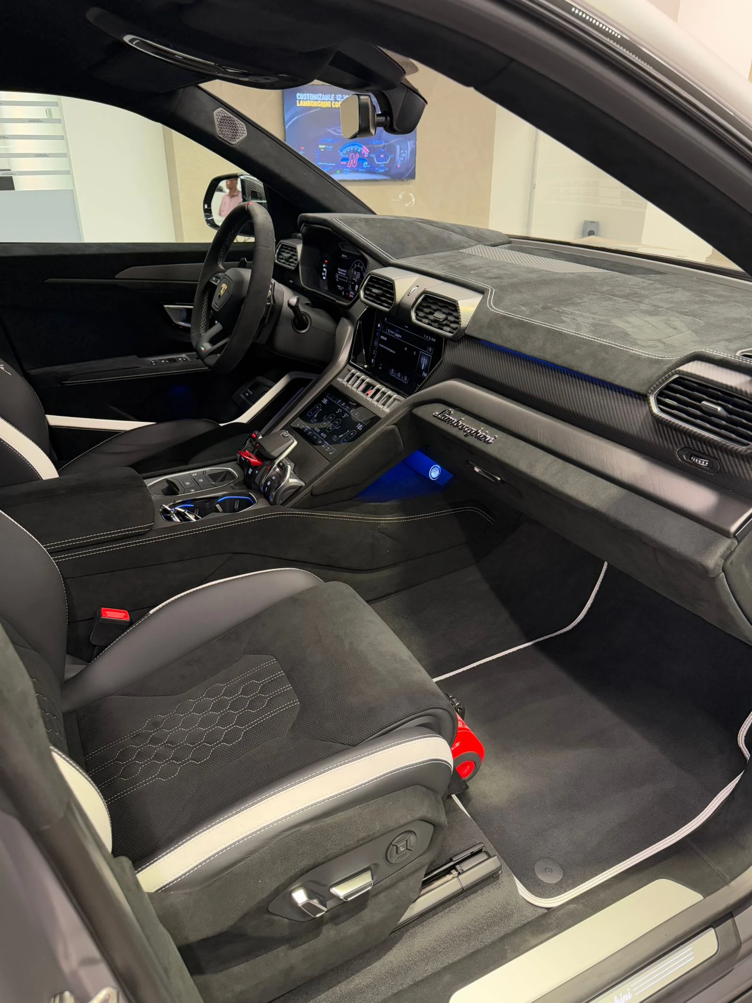 5fb47b72-938f-4d0f-bfa6-2058bd862bff