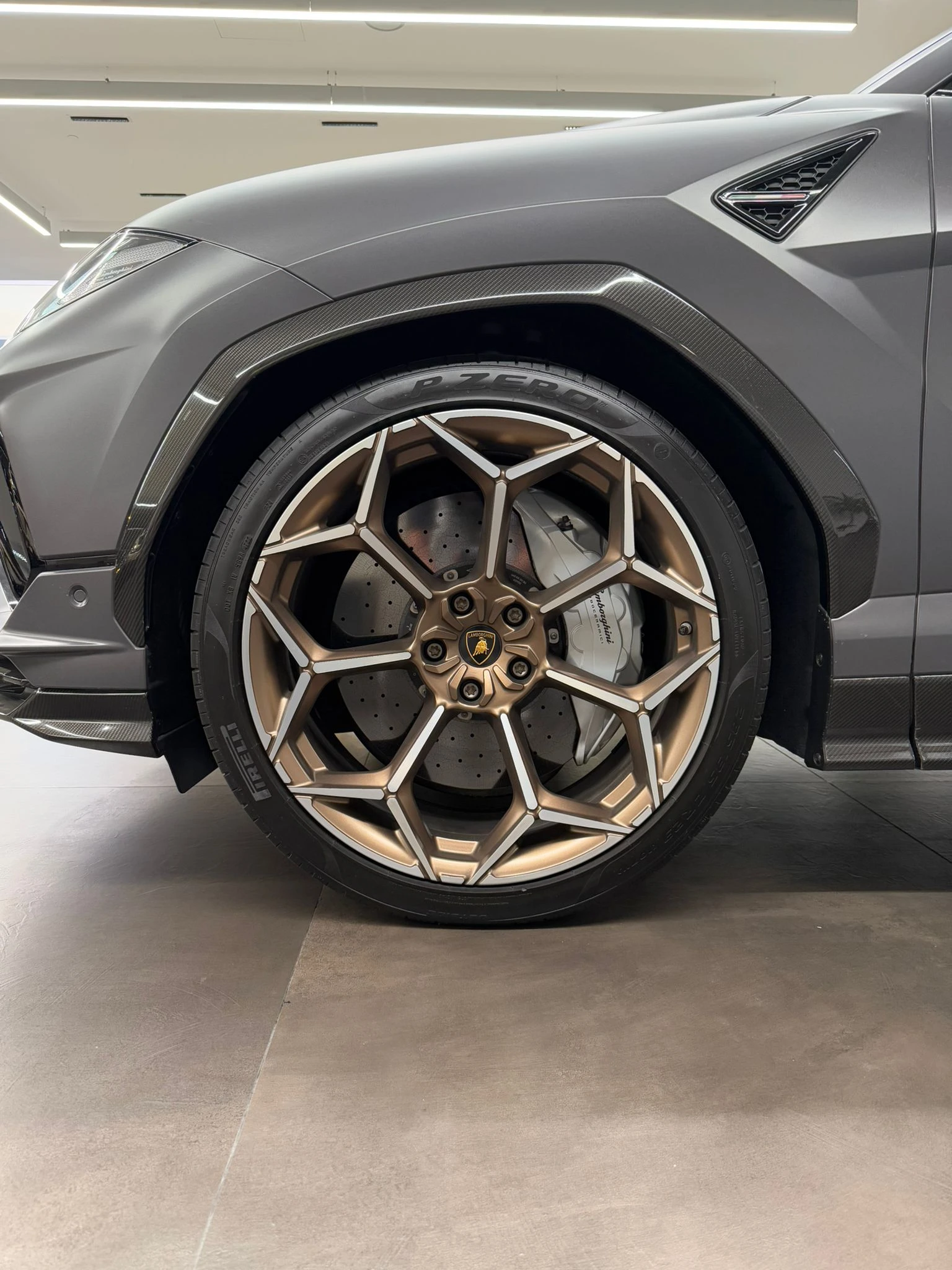 79b68161-cbde-4daf-8d35-412e76f37871