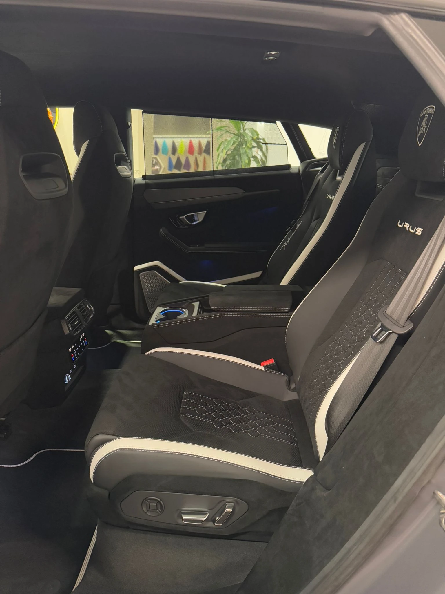 bc76c822-9be4-4094-8f70-e496778d8f49