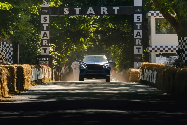 Bentayga Speed SUV Hillclimb record - 6