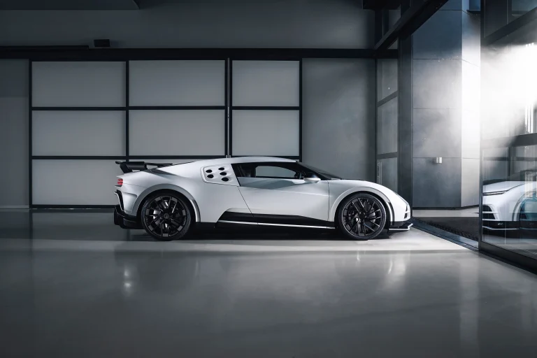 08BUGATTI x LEGOCentodieci